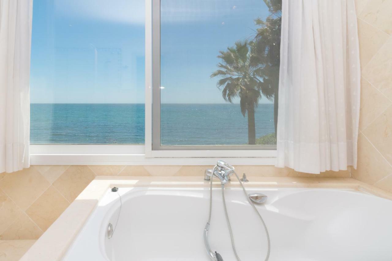 Urb Playa Azul 24 Villa เอสเตโปนา ภายนอก รูปภาพ