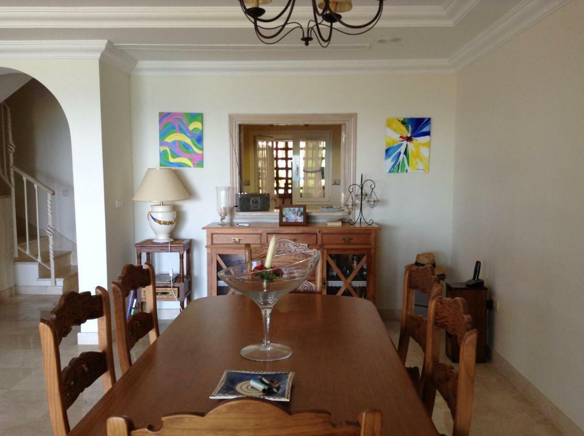 Urb Playa Azul 24 Villa เอสเตโปนา ภายนอก รูปภาพ