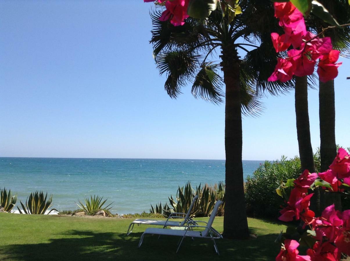 Urb Playa Azul 24 Villa เอสเตโปนา ภายนอก รูปภาพ