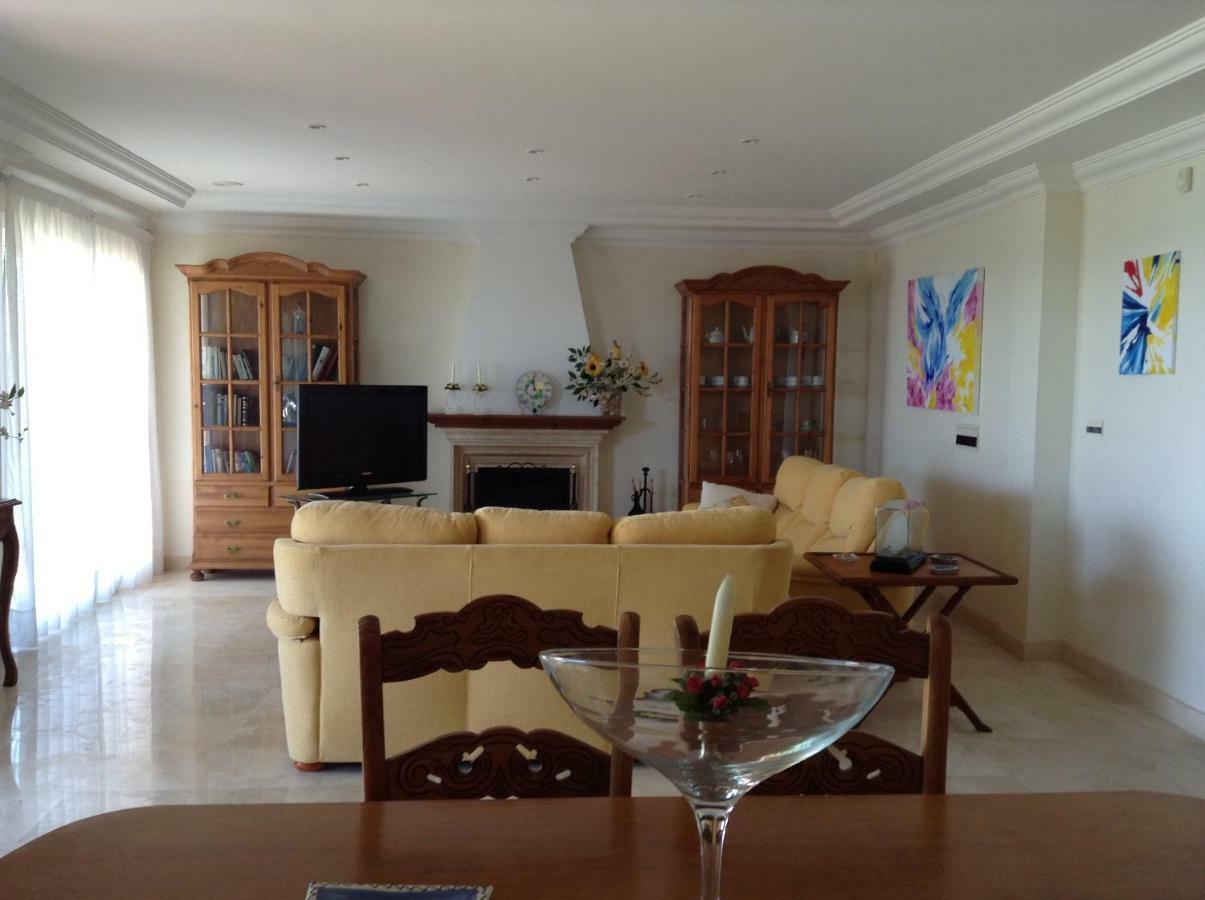 Urb Playa Azul 24 Villa เอสเตโปนา ภายนอก รูปภาพ