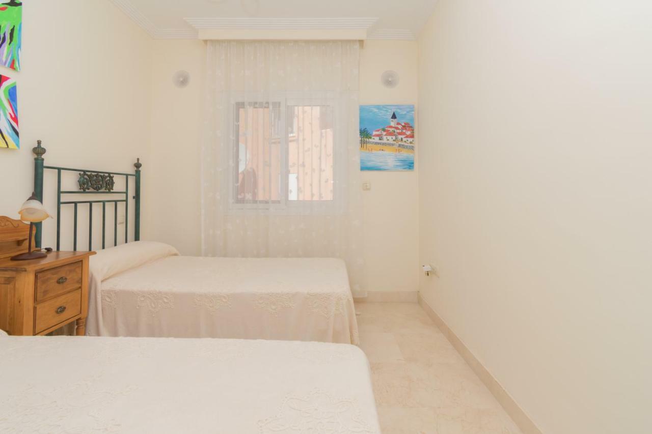 Urb Playa Azul 24 Villa เอสเตโปนา ภายนอก รูปภาพ