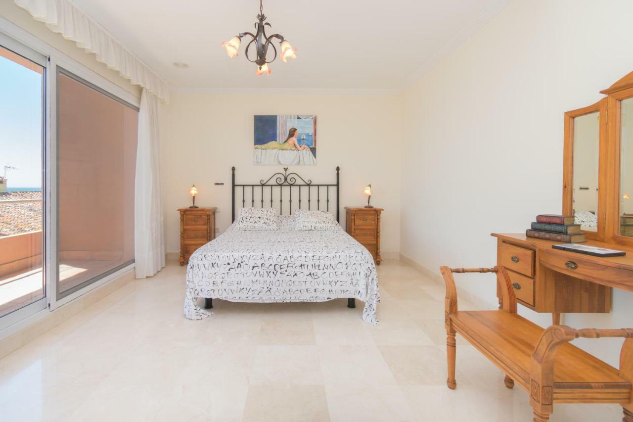 Urb Playa Azul 24 Villa เอสเตโปนา ภายนอก รูปภาพ