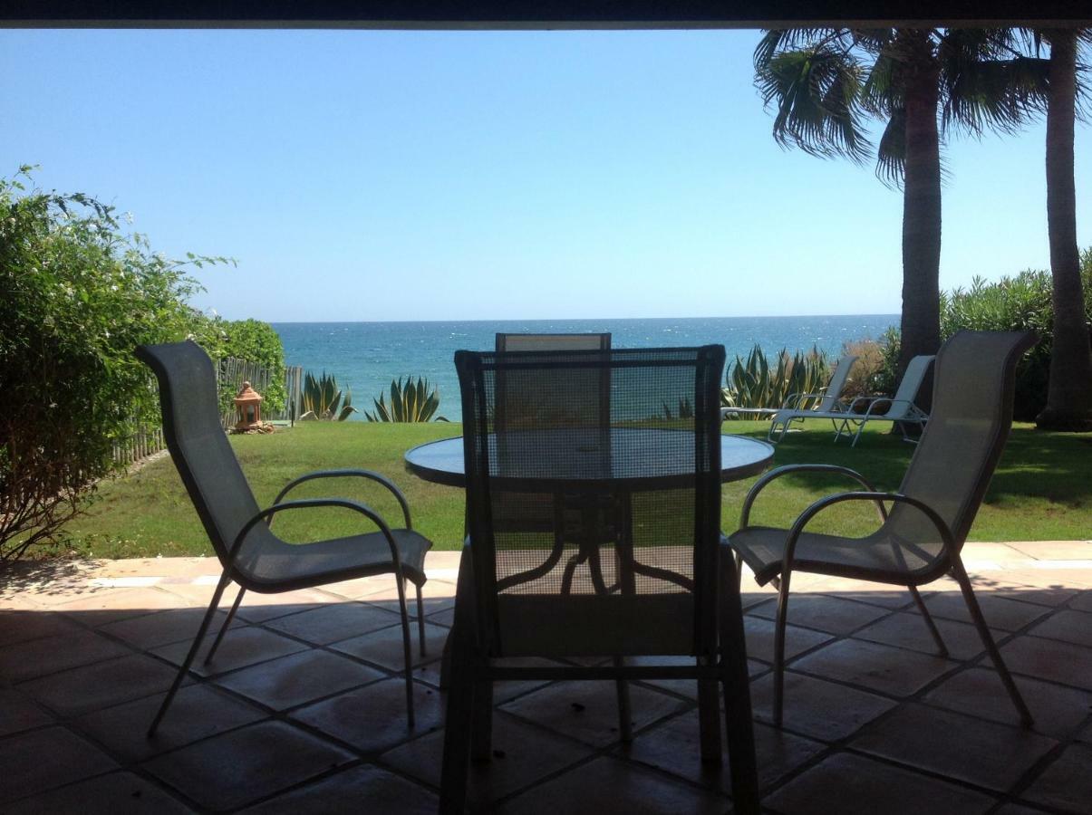 Urb Playa Azul 24 Villa เอสเตโปนา ภายนอก รูปภาพ